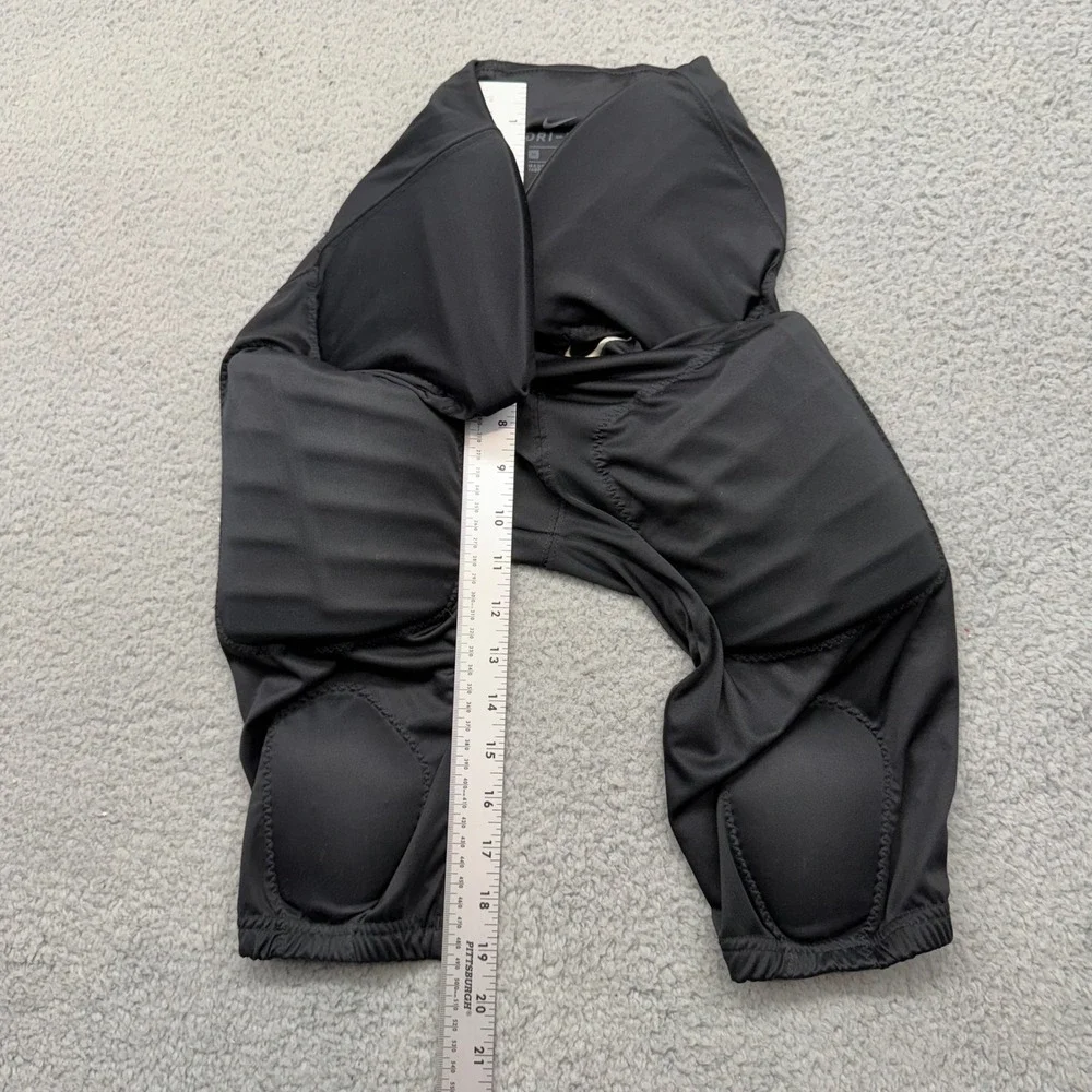 Nike 908749 010